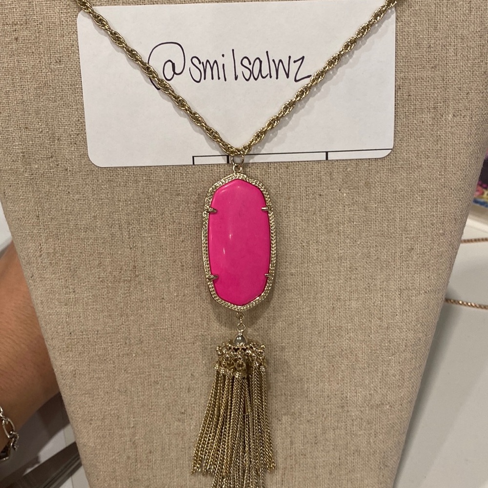 RARE NEON Kendra Scott - NEON PINK Rayne NecklacE